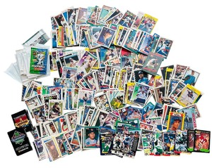 lot 152 image: Wide Variety of Baseball Cards
