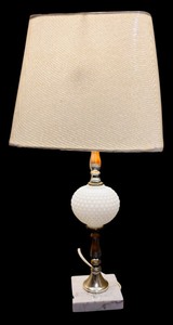 lot 174 image: Vintage White Hobnail Lamp with New Shade