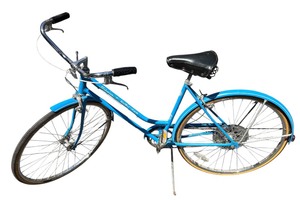 lot 208 image: Vintage Blue Schwinn Suburban Bike