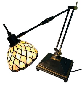 lot 21 image: Tiffany Style Adjustable Desk Lamp