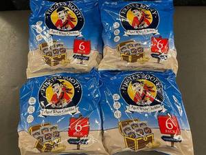 lot 396 image: Pirates Booty Aged White Cheddar Rice & Corn Puffs 4-Pack with Best By Date