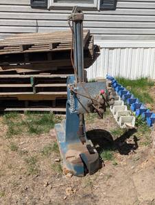 Pneumatic Hydraulic Press - Parker 88-2H 14 - Logan Sport Machine T2-3