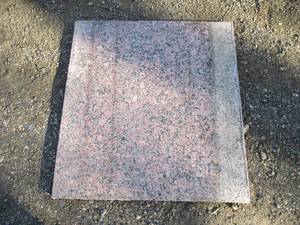 lot 21 image: 31 x 34 granite slab with 34 x 26...