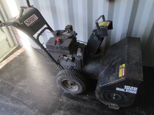 Spirit 1028 dual stage snowblower, ...