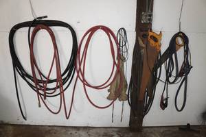 lot 73 image: Assorted Air Hoses and Saws