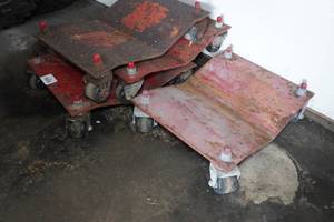 lot 88 image: 4 Car Dollys