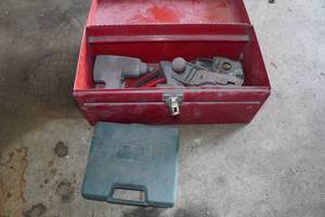 lot 82 image: Tool Box with Assorted Tools