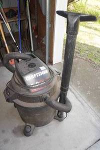 lot 126 image: Craftsman 16 Gallon Shop Vac