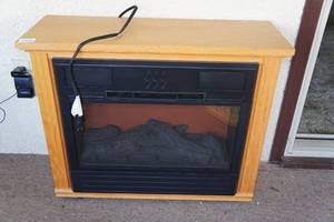 lot 143 image: Electric Fireplace Heater