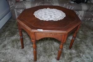 lot 148 image: Octagon Side Table