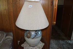 lot 146 image: Table Lamp