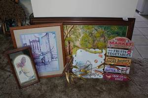 lot 167 image: Assorted Wall Dcor