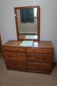 lot 172 image: Dresser with Mirror and Bedframe - Full