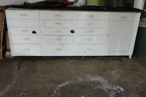 lot 104 image: Garage Work Bench Cabinet