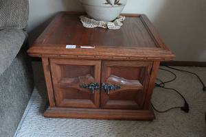 lot 199 image: Coffee Table and Side Table