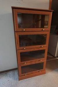 lot 261 image: Cabinet with Glass Doors