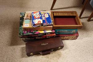 lot 264 image: Assorted Board Games and Puzzles
