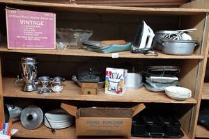 lot 274 image: Assorted Household - Vintage Punch Bowl Set, Trays, Plates