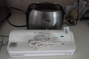 lot 153 image: Toaster with Food Saver