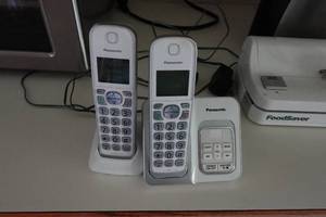 lot 296 image: Panasonic Landline Telephones