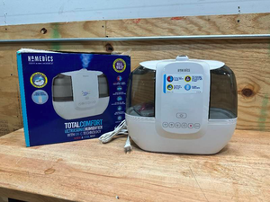 lot 82 image: HoMedics TotalComfort Ultrasonic Humidifier with UV-C Technology