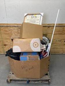 lot 64 image: Large Mystery Box