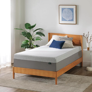 lot 7 image: Zinus 12 Ultima Twin Sized Memory Foam Mattress