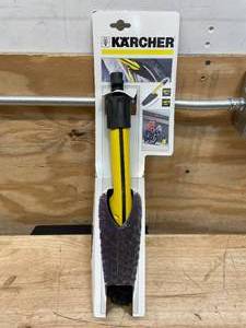 lot 153 image: Wheel Washing Brush Karcher Model # 26432340