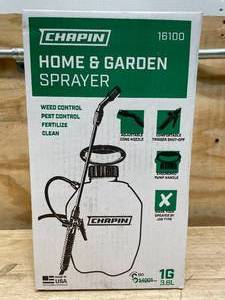 lot 157 image: Home & Garden Sprayer 1 Gallon Chapin Model # 16100