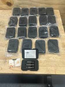 lot 133 image: Lot of 20- Damaged Screw Remover Kits
