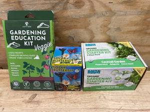 lot 161 image: Lot of Gardening Items