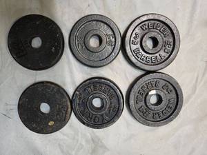 lot 30 image: Lot of a Six 2.5LB One Inch Plates