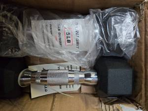 lot 40 image: Lot of  a Pair of 5LB Dumbbells (New)
