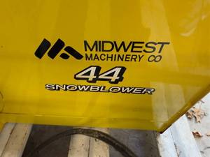 John Deere 44" Snowblower Midwest Machinery Co