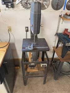 lot 8 image: Craftsman General Purpose Band Saw with Stand