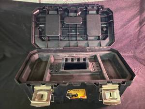 lot 30 image: Workcrew 22 Aluminum Handle Toolbox with Built-in Lid Organizer