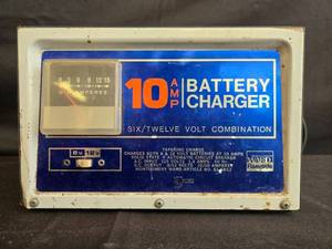 lot 111 image: Montgomery Ward Riverside 10 Amp Battery Charger