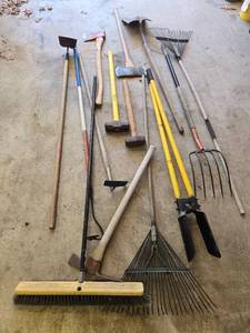 lot 126 image: Collection of Assorted Gardening and Landscaping Tools
