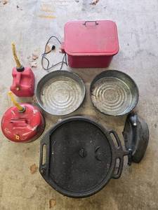 lot 134 image: Misc Automotive Lot with Parts Washer, Funnels, and Drain Pans