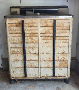 lot 153 image: Vintage Industrial Metal Tool Cabinet with Assorted Hardware