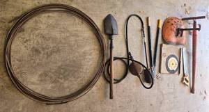lot 175 image: Mixed Lot of Vintage Hand Tools and Hardware with Saws and Accessories