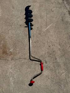 lot 239 image: Vintage Hand Crank Ice Auger with Red & Blue Handle