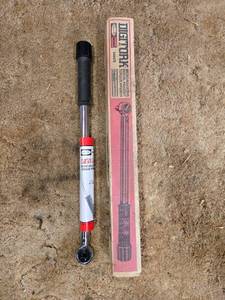 lot 254 image: Craftsman Digitork Micro-Adjusting Torque Wrench with Digital Readout