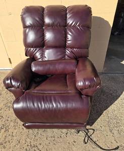 First Street Perfect Sleep Recliner Chair with Remote