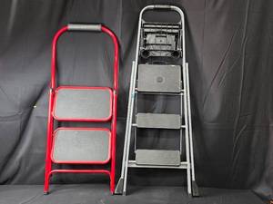 lot 21 image: Set of 2 Step Ladders Red 2-Step and Gray 3-Step