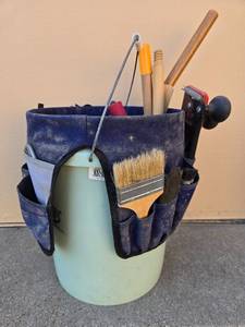 lot 44 image: Comprehensive Bucket Tool Set with Painting Accessories
