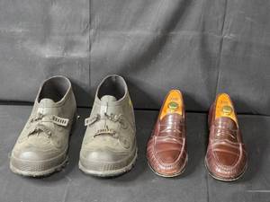 lot 51 image: Set of 2 Shoes LaCrosse Rubber Overshoes and Johnston & Murphy Loafers Size 8 12