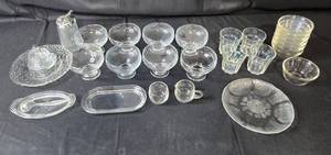 lot 157 image: Vintage Glassware Collection Bowls, Plates, and More