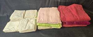 lot 167 image: Set of Various Colored and White Bath Towels