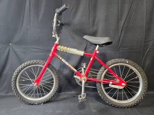 lot 188 image: Kids Red 16 Racing Bicycle Sidewalk Certified